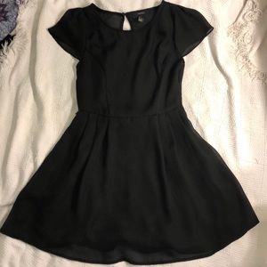 Forever 21 black dress